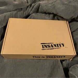 Insanity 60 Day Total Body Workout Set DVD Weight Loss Fitness Nutrition Guide